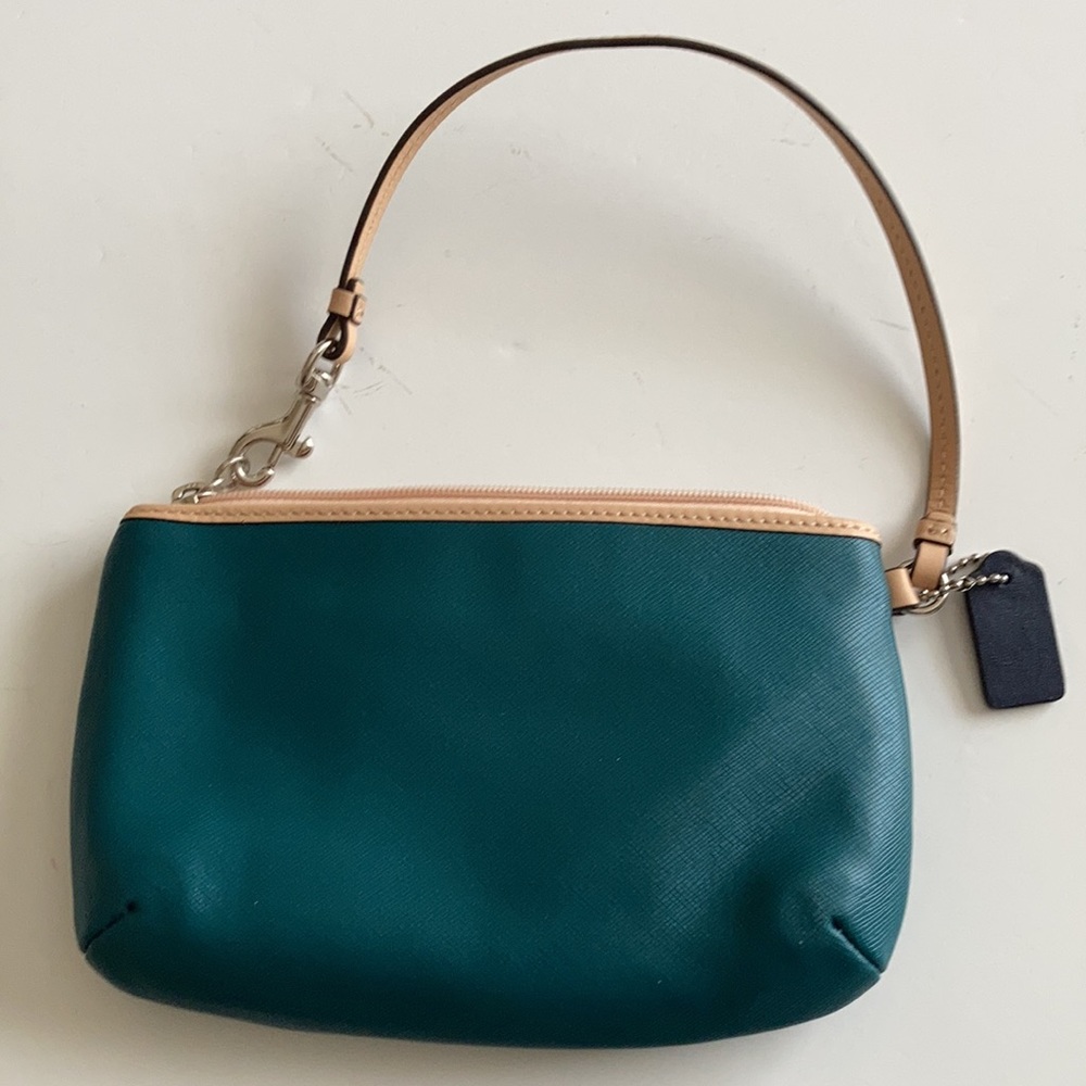 Coach wristlet teal with signature logo graphics NWOT - Picture 6 of 8